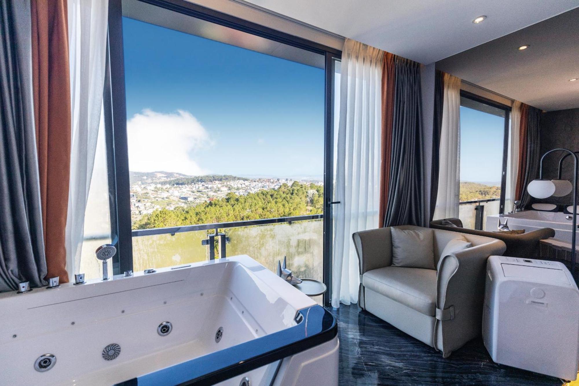 New Century Hotel - Dalat מראה חיצוני תמונה